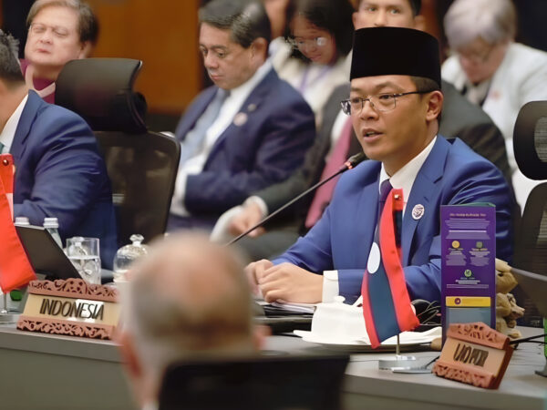 Respons Indonesia terhadap Tekanan Global